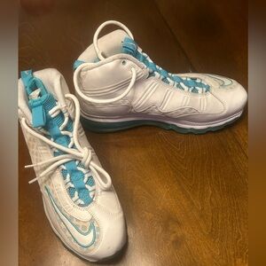 Ken Griffey's Nike white and light blue Sneakers